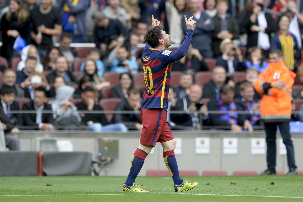 巴萨主场大捷!苏亚雷斯梅开二度,助队连胜的简单介绍 巴萨主场大捷!苏亚雷斯梅开二度,助队连胜的简单介绍