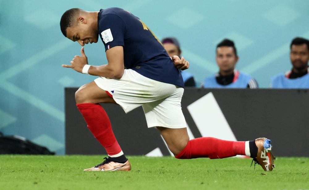 波兰轻取法国,姆巴佩高光表现 波兰轻取法国,姆巴佩高光表现