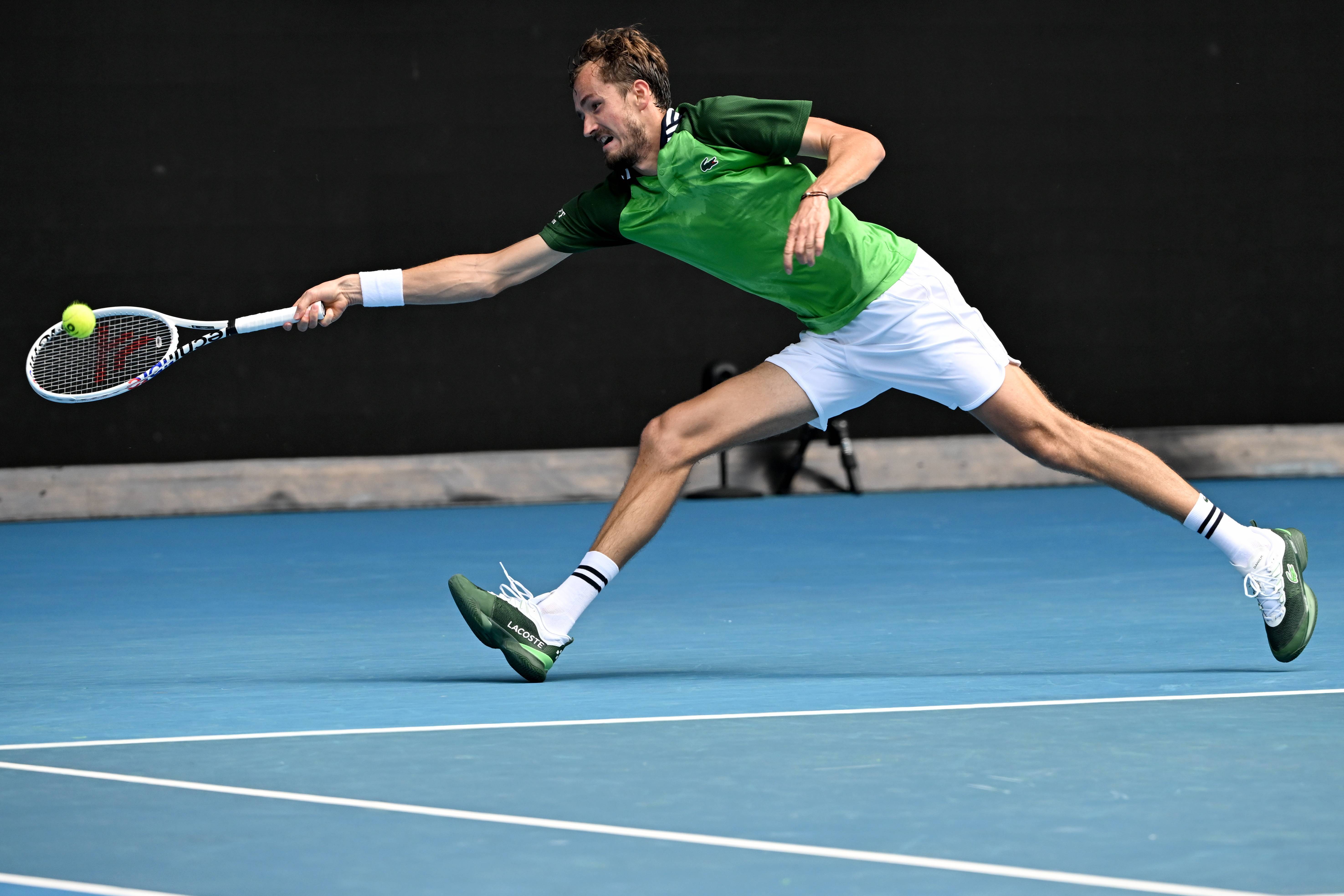 包含意大利网球队横扫德国网球队,梅德韦杰夫爆发神勇的词条 包含意大利网球队横扫德国网球队,梅德韦杰夫爆发神勇的词条