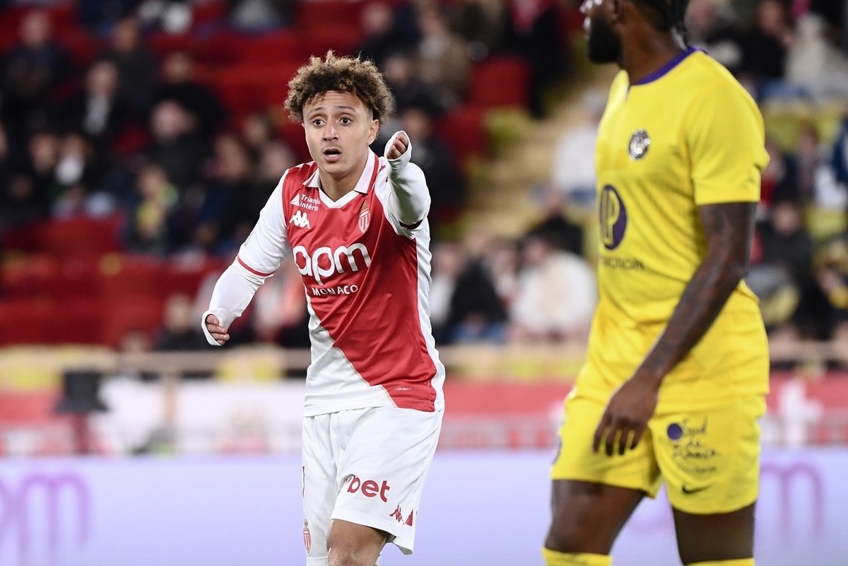 卡昂队主场遭遇法甲失利，需提高战力