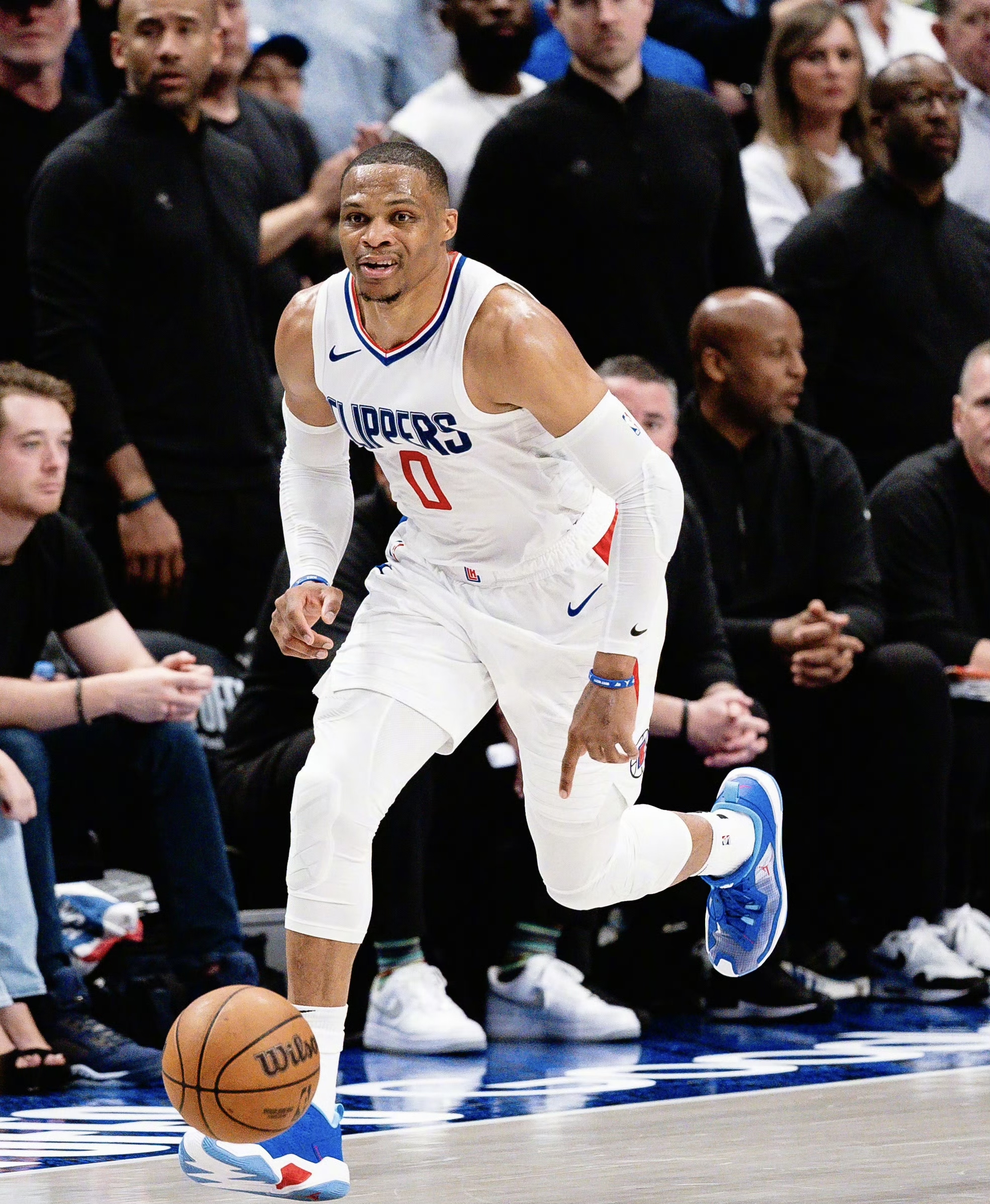 包含摩尔根球员全力以赴,为球队带来关键胜利的词条 包含摩尔根球员全力以赴,为球队带来关键胜利的词条